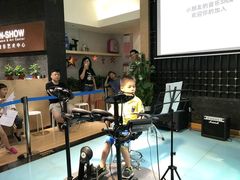-IN-SHOW音秀音乐艺术中心 架子鼓钢琴(大宁校区)