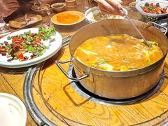-亮欢寨酸汤鱼(沙冲路店)