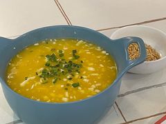 -阿瓦山寨·湘菜现炒·剁椒鱼头王(咸阳总店)
