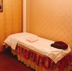 -芳朵美容养生SPA