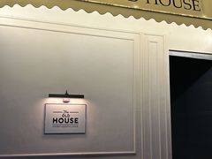 -THE OLD HOUSE酒吧