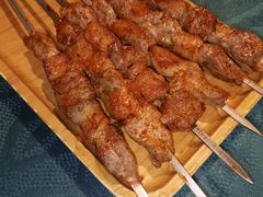 -乡村馕坑肉·烧烤·新疆菜·本地人更爱吃(阿勒泰首店)