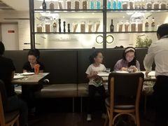 大堂-必胜客(国展店)