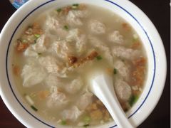 -汪一挑馄饨(老街店)