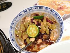 -新大咀港式茶餐厅(宝山万达店)