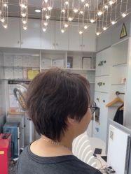 -Tloml salon