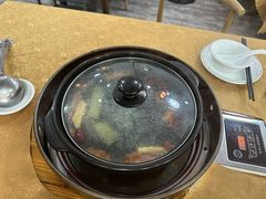 -濠轩阁特色生蚝火锅(水湾路店)