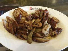 -老鼎万春卤菜(鹭湖宫8区店)