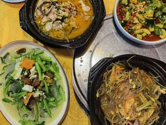 -东方之猪四更烤乳猪(金垦总店)