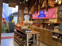 -阿婆情腊排骨火锅·野生菌季(古城旗舰店)
