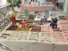 -肆兮眼镜·蔡司·徕卡战略合作店(大坪店)