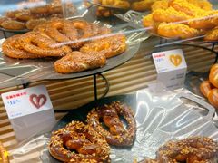亚麻籽碱水结-红星前进面包牛奶公司(君太店)