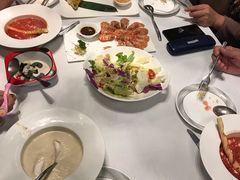 -马克西姆俄罗斯餐厅(通亚街店)