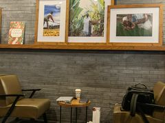 大堂-星巴克臻选(深圳皇庭广场分店)