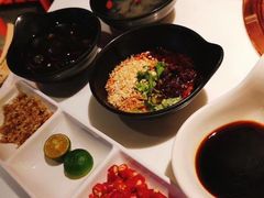 -洪氏嗨捞·猪肚鸡火锅(阳光天地店)