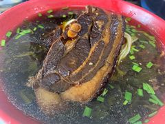 -小龙大肉面馆