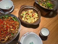 -费大厨辣椒炒肉(万家丽一店)
