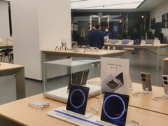 -华为授权体验店(中山公园来福士)