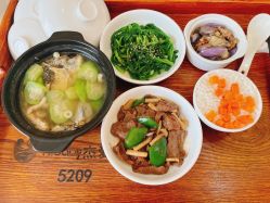 -杰爱月子护理中心