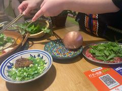 -洱火云南酸菜牛肉火锅(石景山当代商城店)