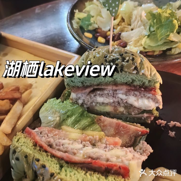 这不仅是一家酒吧