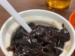 -六姑龟苓膏糖水卤水店