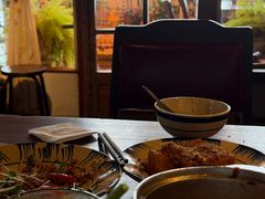 -Cuc Gach Quan Restaurant