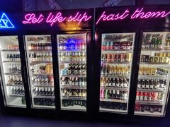 -UP嘻哈酒吧(粉巢店)