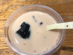 -八婆婆烧仙草(曾厝垵店)