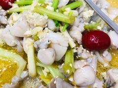 -东北风味思缘食府(对湖路店)