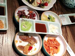 -明洞阿姨·韩式酱蟹烤肉·创意料理(三元桥店)