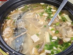 -土砂锅生态山庄·非遗砂锅雅鱼