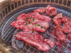 -蚂蚁洞·烤肉大营地(上海静安大悦城店)