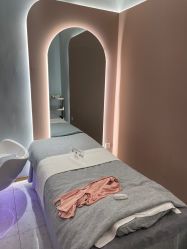 -Lily纤美·科技减脂中心