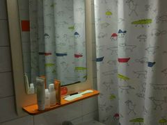 -布丁严选酒店(杭州武林西湖文化广场地铁站店)