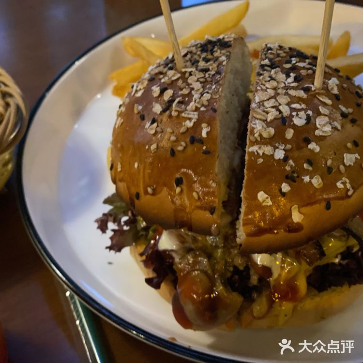 老友记沉浸式餐吧✨出品便宜还爆炸好吃