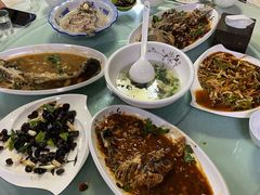 -镜泊湖聚仙楼鱼馆