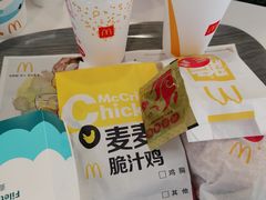 -麦当劳(保利若比邻店)