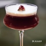 一面之交，终于实名打卡雍和宫的胡同咖啡