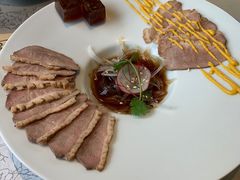-穹六人间 people 6(岳阳路店)
