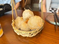 -包整·丝娃娃(一览甲秀楼风景店)