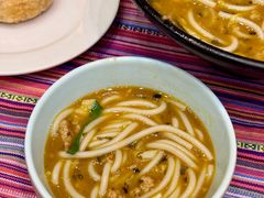 小锅米线-香巴拉云南餐厅(华莱坞店)