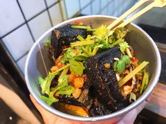 -黑色经典臭豆腐·湖南特产(太平街口店)