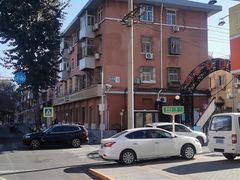 -新华书店(永安路店)