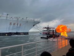 -泰达航母主题公园