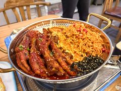 -青瓦餐厅·生鱼片·韩园烤肉(西塔店)