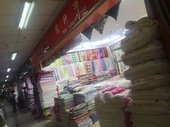 -新光辉布料市场布料城