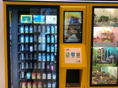 -泡泡玛特POPMART(黄岛新城吾悦店)