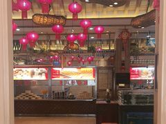 -老街坊美食汇(玉兰大街店)