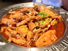 鸡翅煲-胖哥俩肉蟹煲(湖滨银泰in77店)